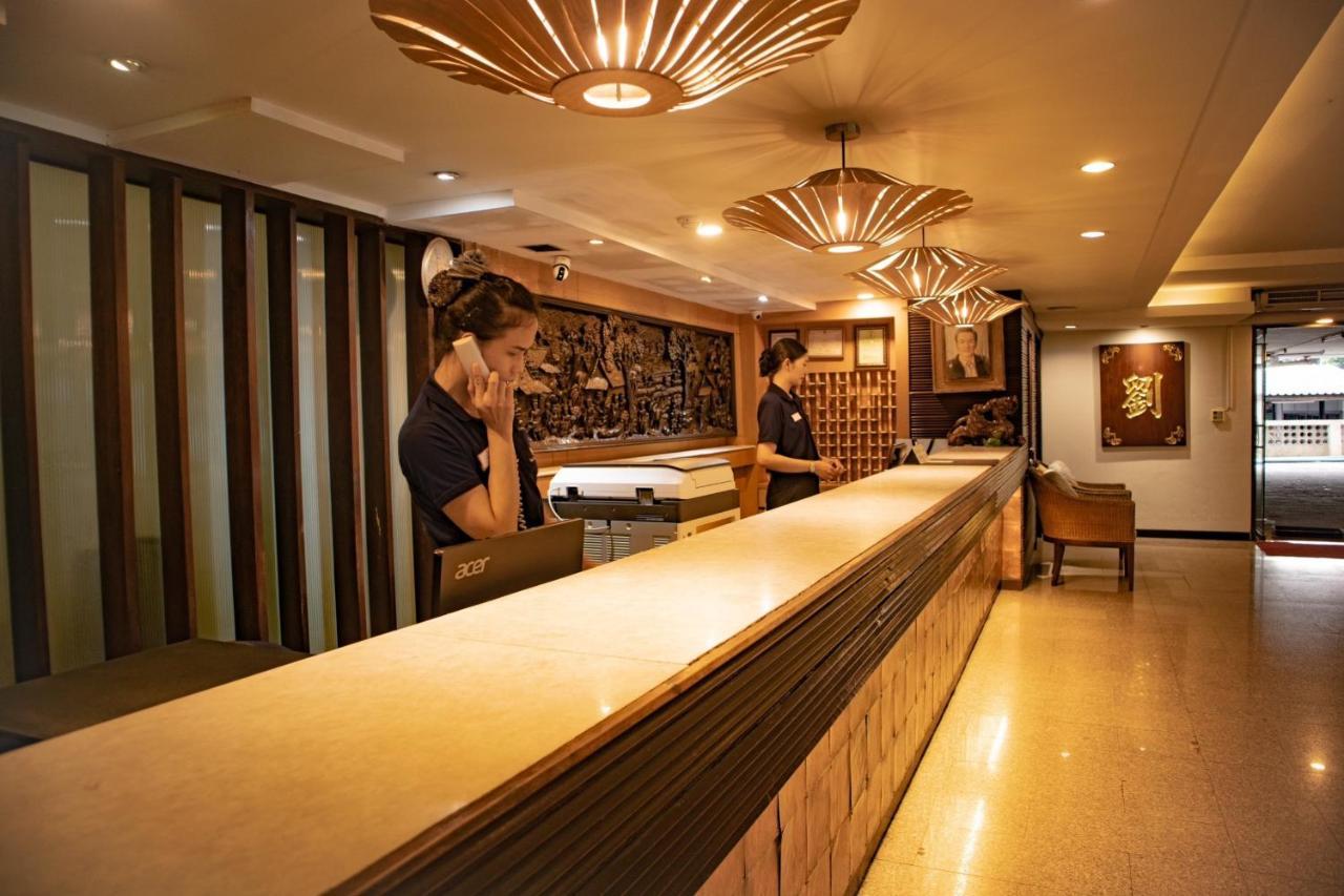 Royal Panerai Hotel Chiangmai Chiang Mai Exterior photo